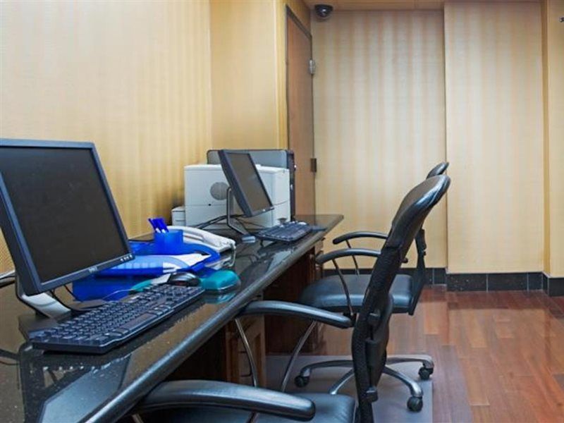 Holiday Inn Express Hotel & Suites Irving Dfw Airport North By Ihg Екстер'єр фото